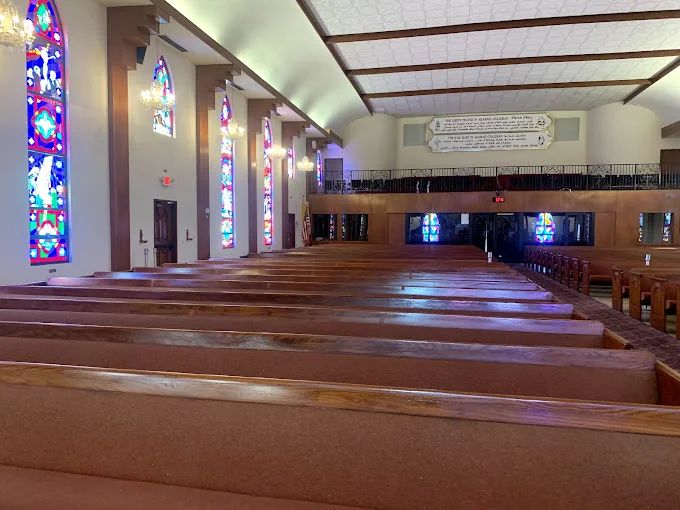The nave of St. Peter Cathedral